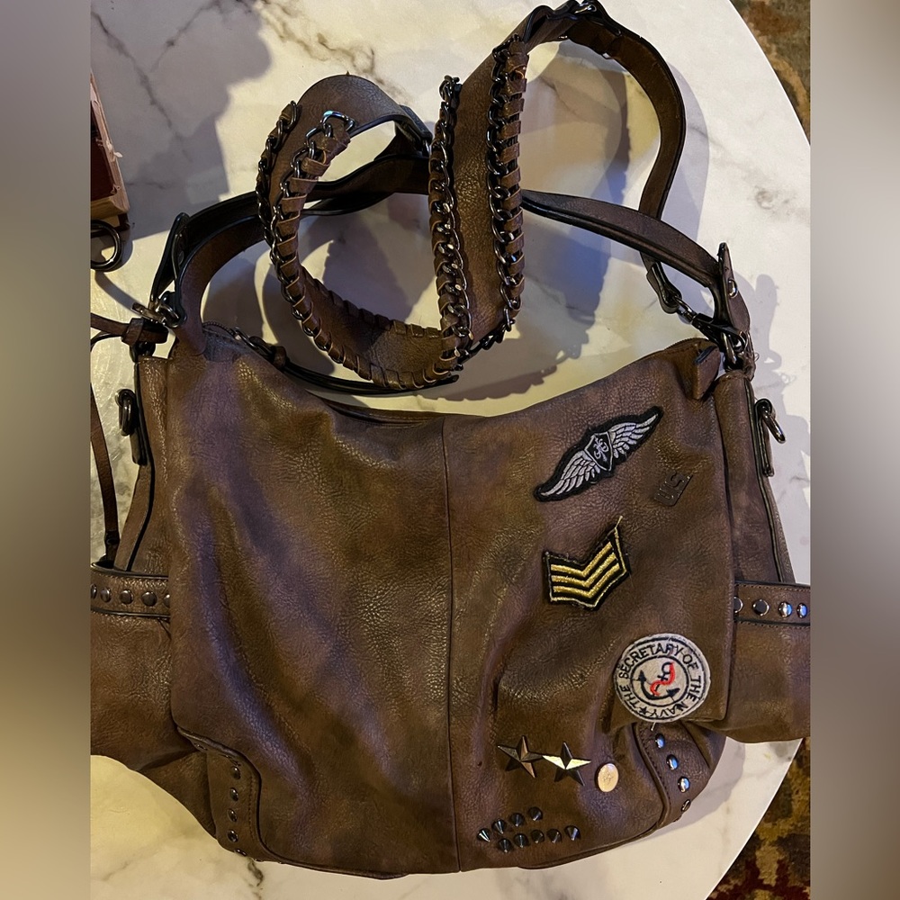 BLACK RIVET ARMY PATCH PURSE